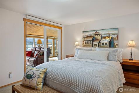 18511 NE North Shore Road Tahuya WA 98588