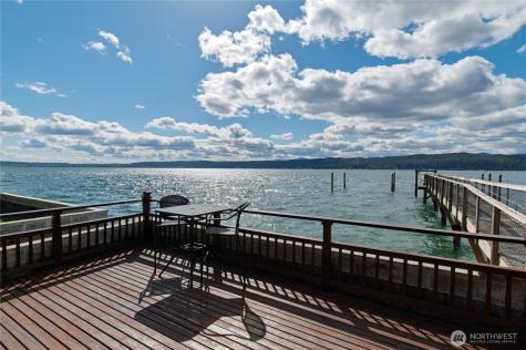 18511 NE North Shore Road Tahuya WA 98588