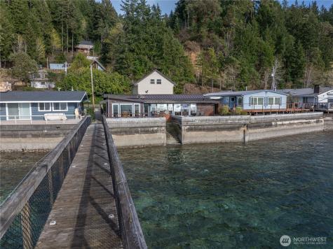 18511 NE North Shore Road Tahuya WA 98588