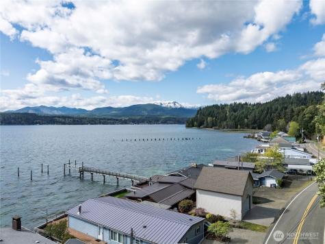 18511 NE North Shore Road Tahuya WA 98588