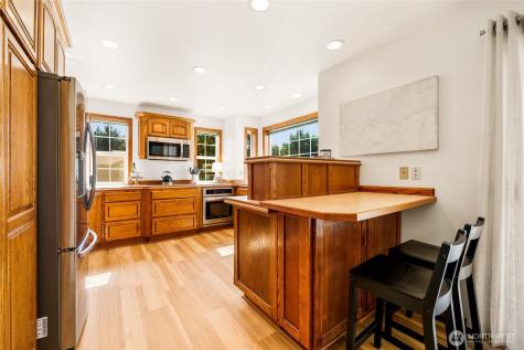 1215 Johnson Street Westport WA 98595