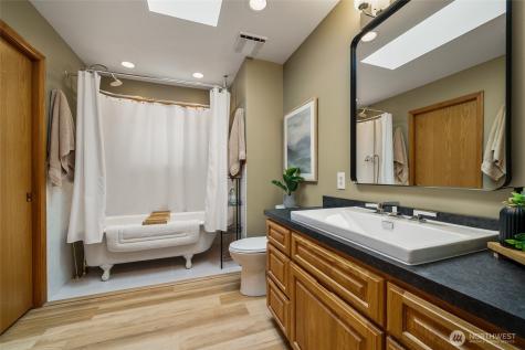 1215 Johnson Street Westport WA 98595