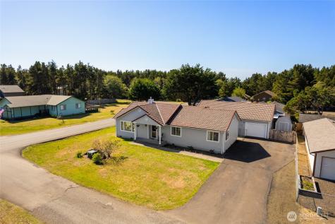 1215 Johnson Street Westport WA 98595