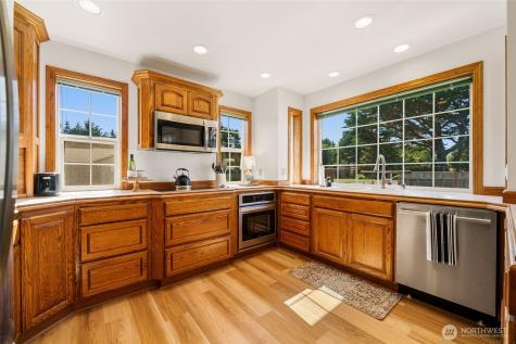 1215 Johnson Street Westport WA 98595