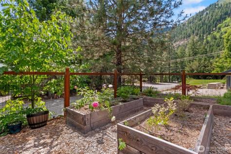 12606 Icicle Lane Leavenworth WA 98826