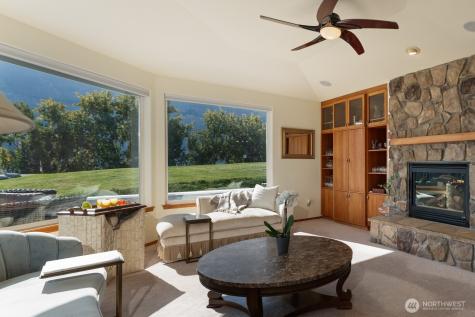 129 Chelan View Drive Manson WA 98831