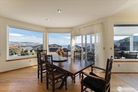 129 Chelan View Drive Manson WA 98831