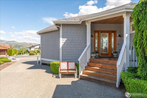 129 Chelan View Drive Manson WA 98831
