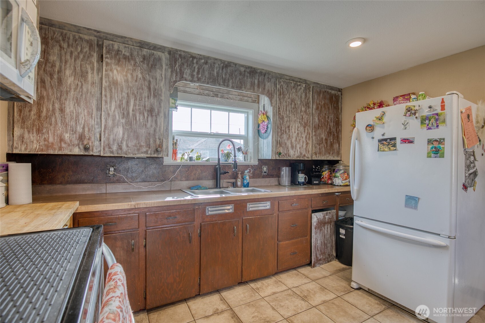 823 W 3rd Street Aberdeen WA 98520