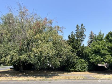 817 4th Puyallup WA 98371