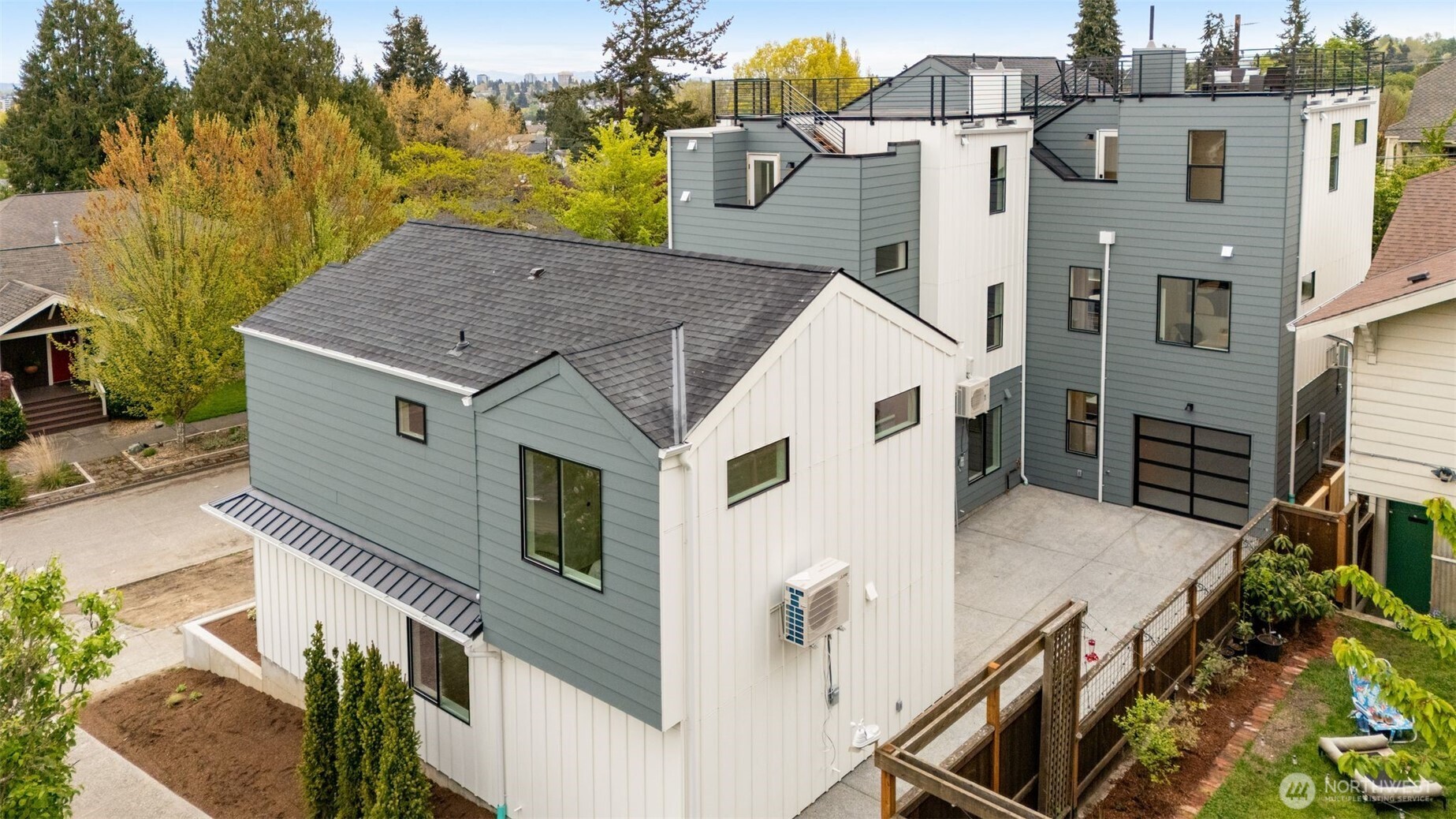 7403 Dayton Avenue N Seattle WA 98103