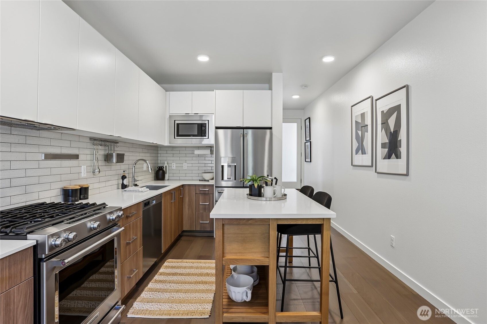 4354 6th Avenue NW Seattle WA 98107