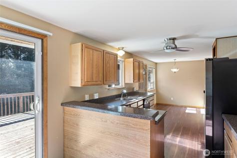 23829 SE 208th Street Maple Valley WA 98038