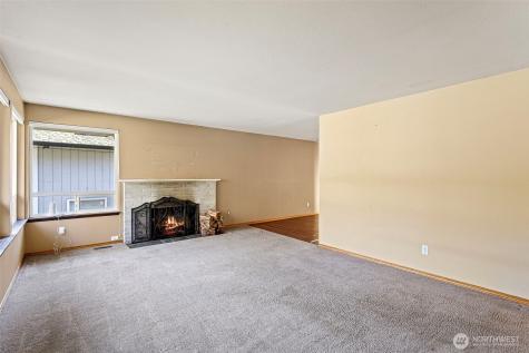 23829 SE 208th Street Maple Valley WA 98038