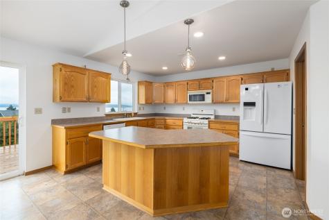 539 Birch Street Oak Harbor WA 98277