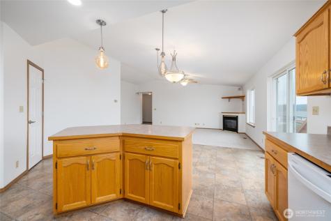 539 Birch Street Oak Harbor WA 98277