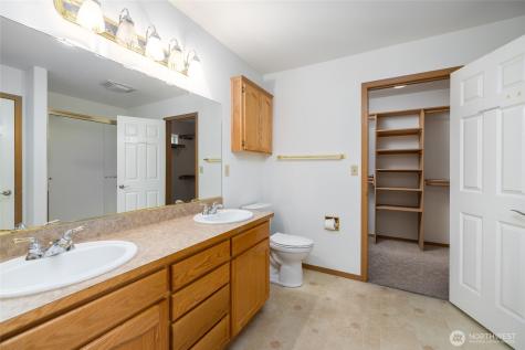 539 Birch Street Oak Harbor WA 98277