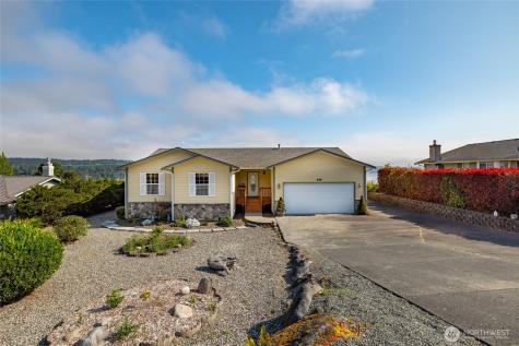 539 Birch Street Oak Harbor WA 98277