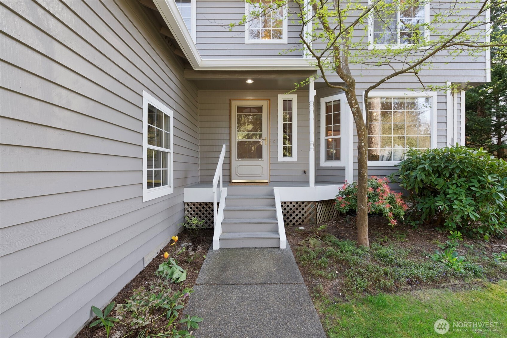 2702 Walnut Loop NW Olympia WA 98502