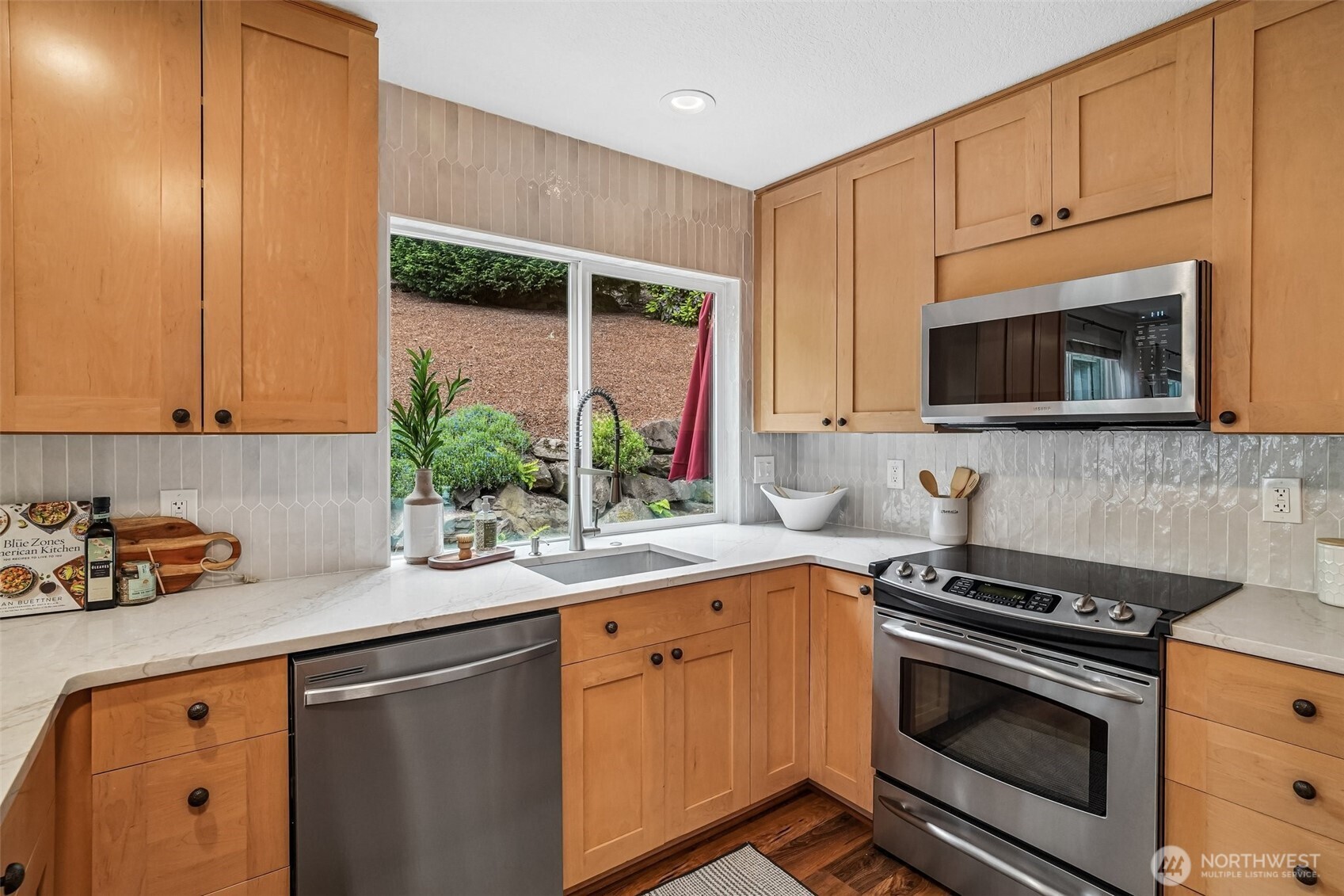 19103 47th Place SE Issaquah WA 98027