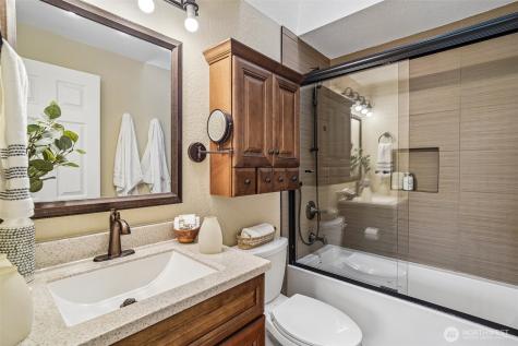 19103 47th Place SE Issaquah WA 98027