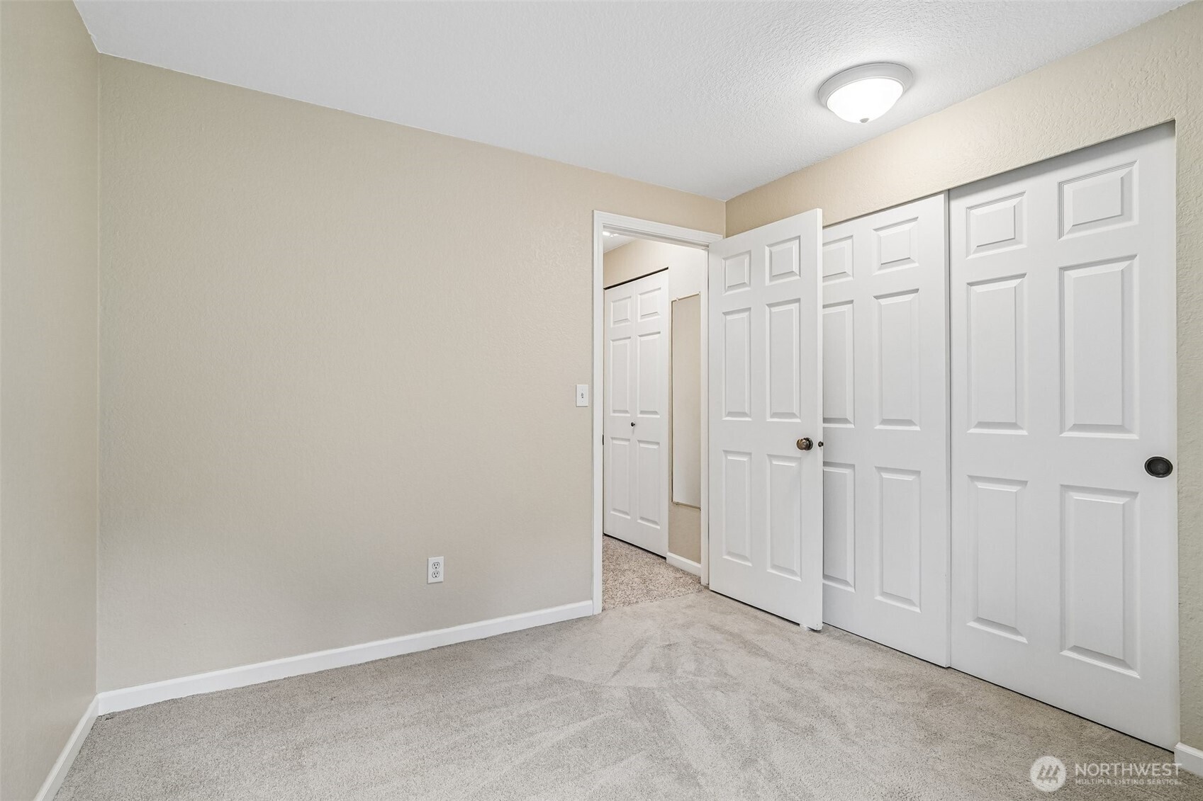 19103 47th Place SE Issaquah WA 98027