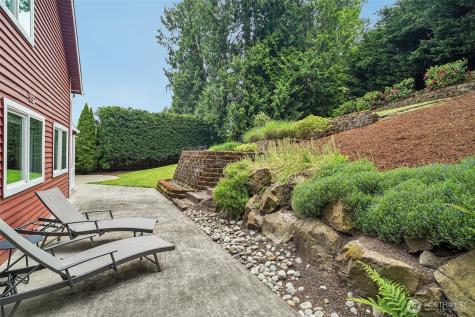 19103 47th Place SE Issaquah WA 98027