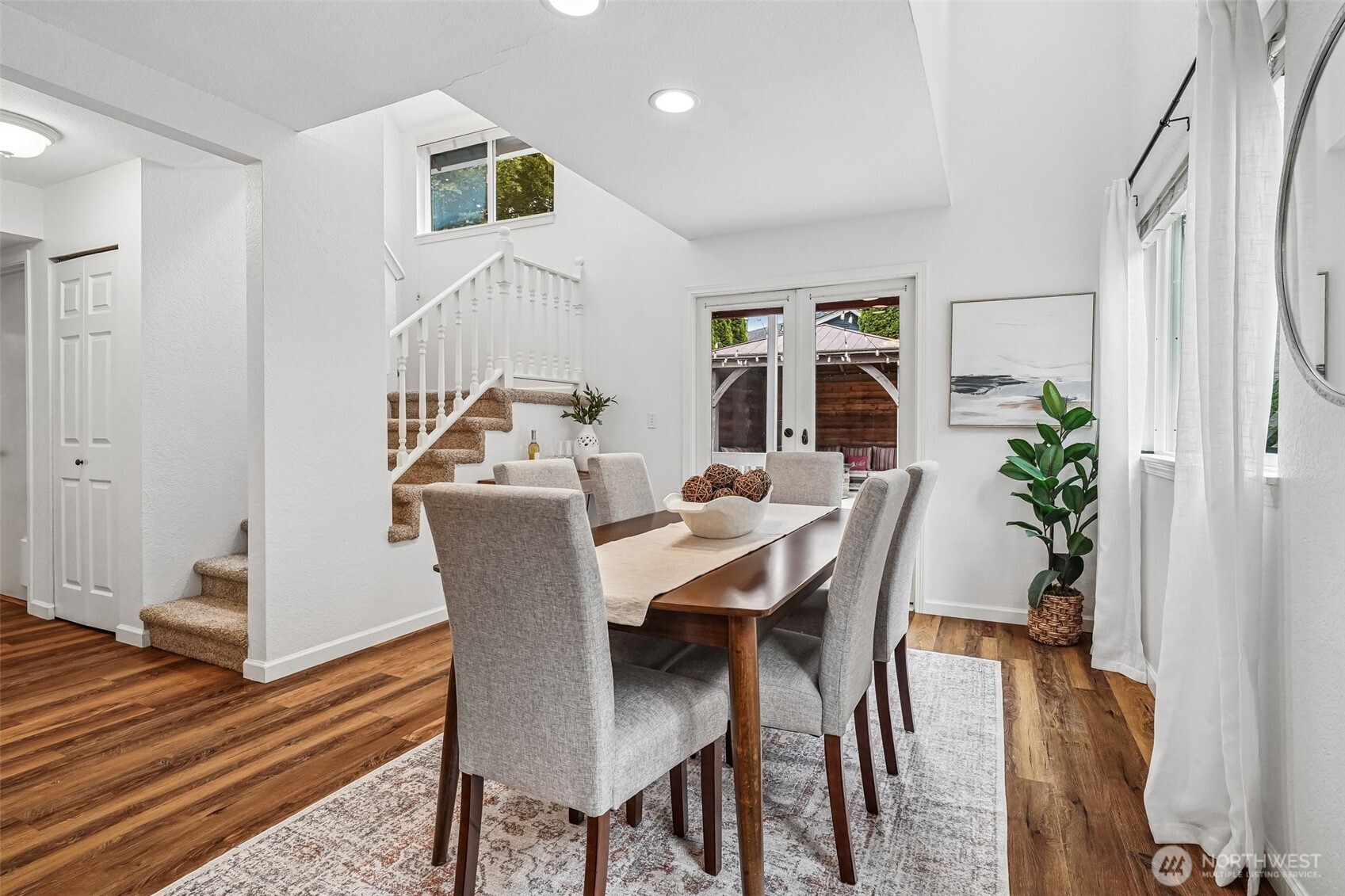 19103 47th Place SE Issaquah WA 98027