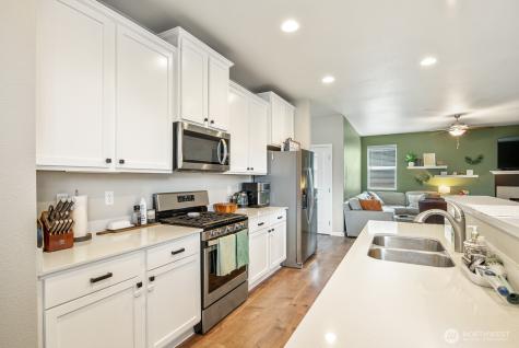3246 Scotland Alley Mount Vernon WA 98273