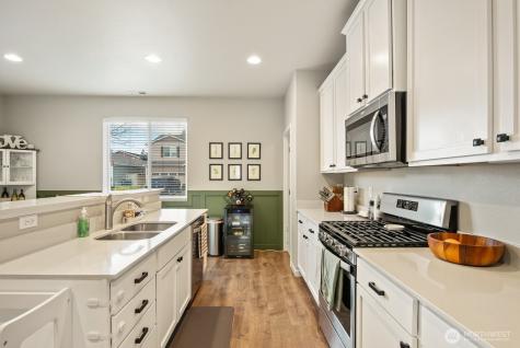 3246 Scotland Alley Mount Vernon WA 98273