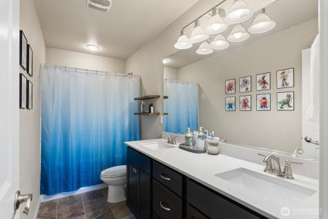3246 Scotland Alley Mount Vernon WA 98273