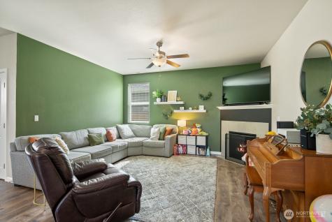 3246 Scotland Alley Mount Vernon WA 98273