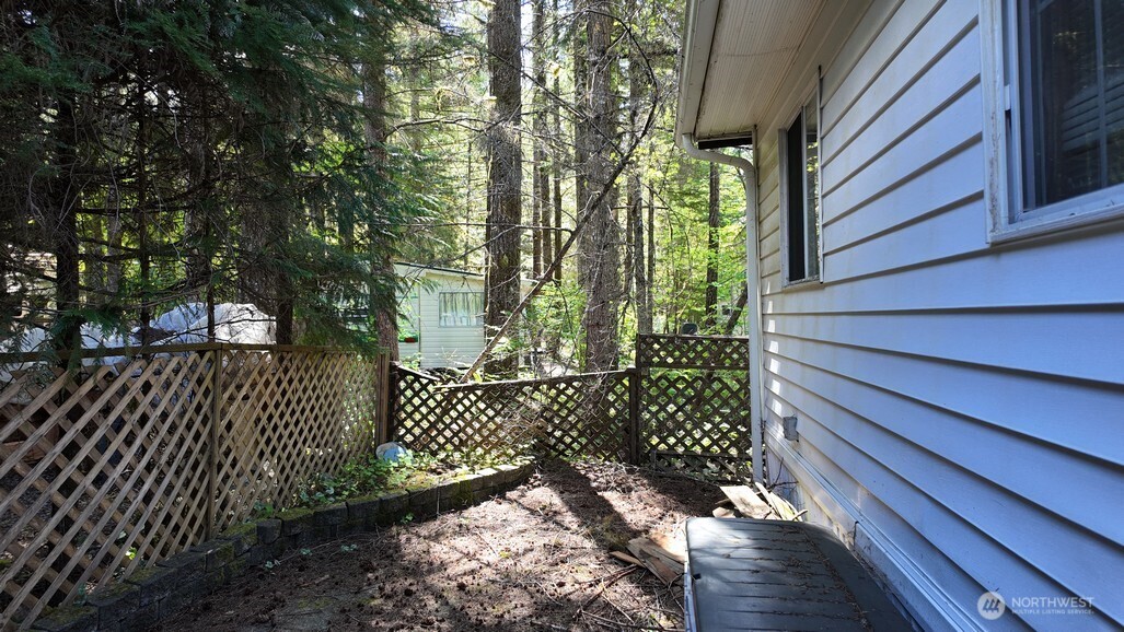 35 Branch Circle Deming WA 98244
