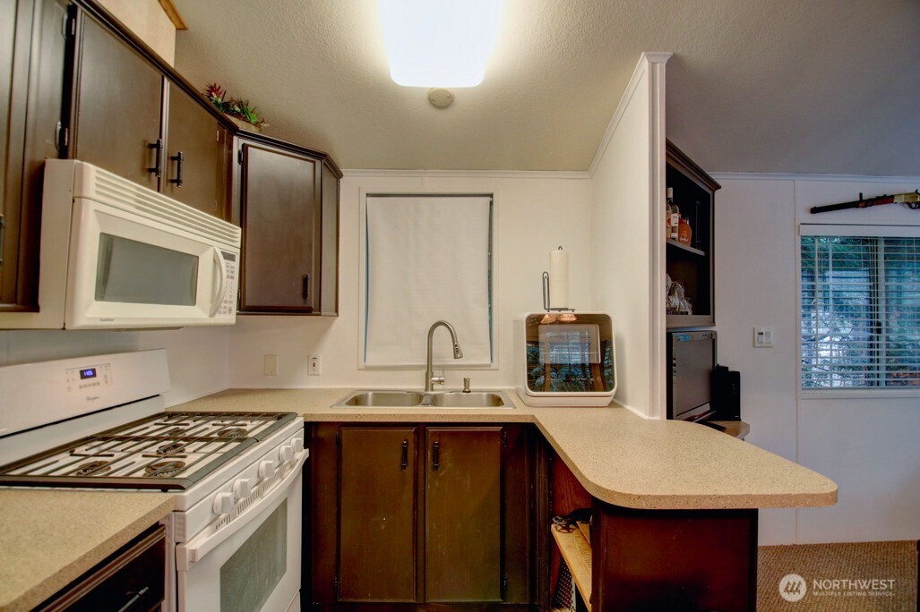 35 Branch Circle Deming WA 98244