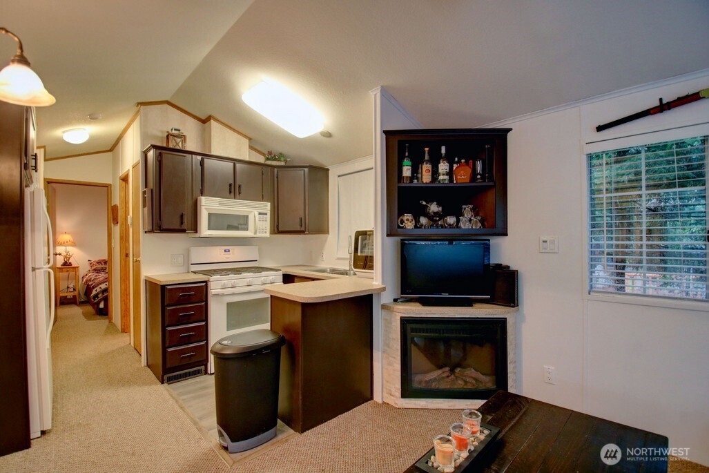 35 Branch Circle Deming WA 98244