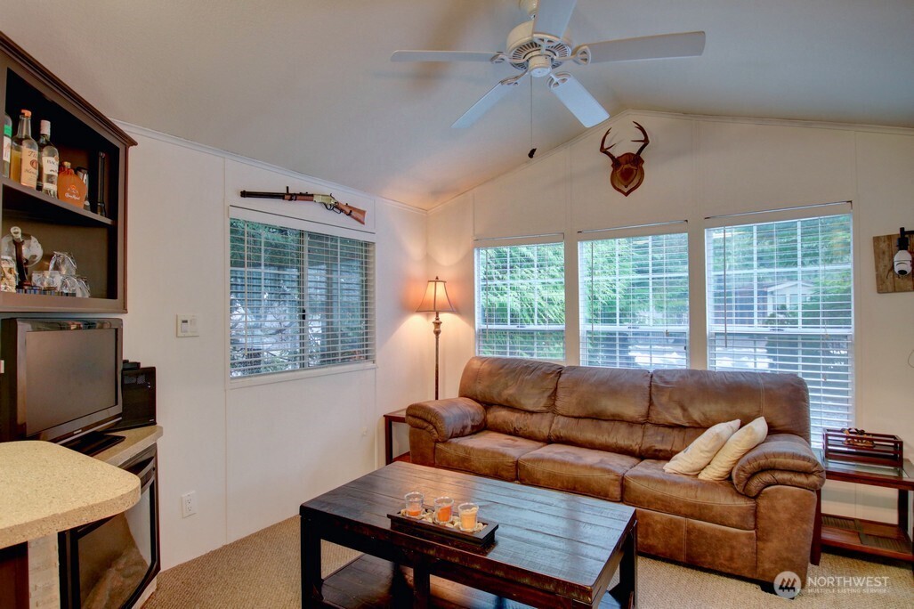35 Branch Circle Deming WA 98244