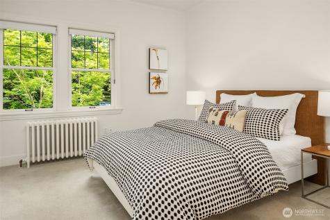 1520 38th Avenue E Seattle WA 98112