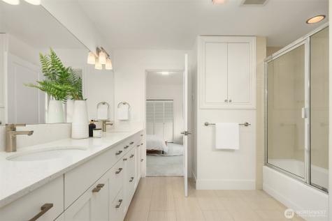 1520 38th Avenue E Seattle WA 98112