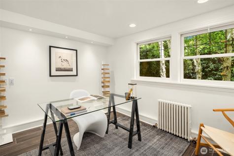 1520 38th Avenue E Seattle WA 98112