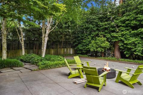 1520 38th Avenue E Seattle WA 98112