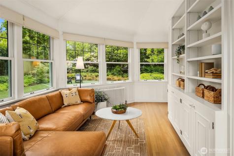 1520 38th Avenue E Seattle WA 98112