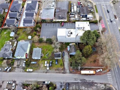 871 SW 135th Street Burien WA 98146