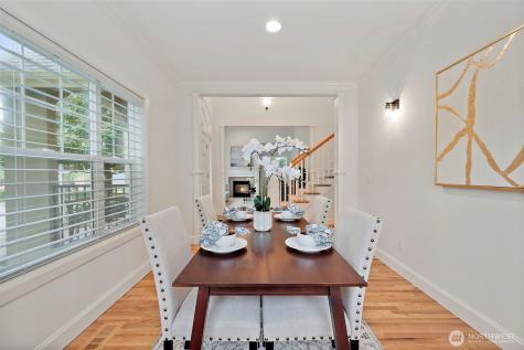 6712 127 Place SE Bellevue WA 98006