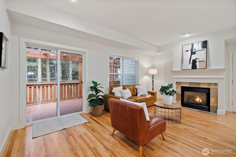 6712 127 Place SE Bellevue WA 98006