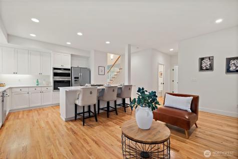 6712 127 Place SE Bellevue WA 98006