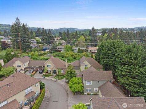6712 127 Place SE Bellevue WA 98006