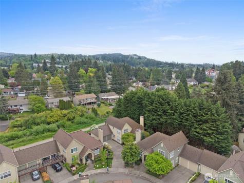 6712 127 Place SE Bellevue WA 98006
