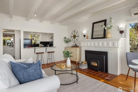 5430 Rockaway Beach Road NE Bainbridge Island WA 98110
