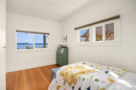 5430 Rockaway Beach Road NE Bainbridge Island WA 98110