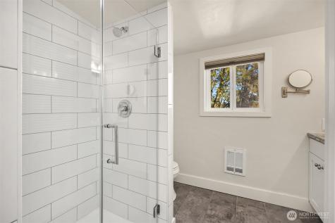 5430 Rockaway Beach Road NE Bainbridge Island WA 98110